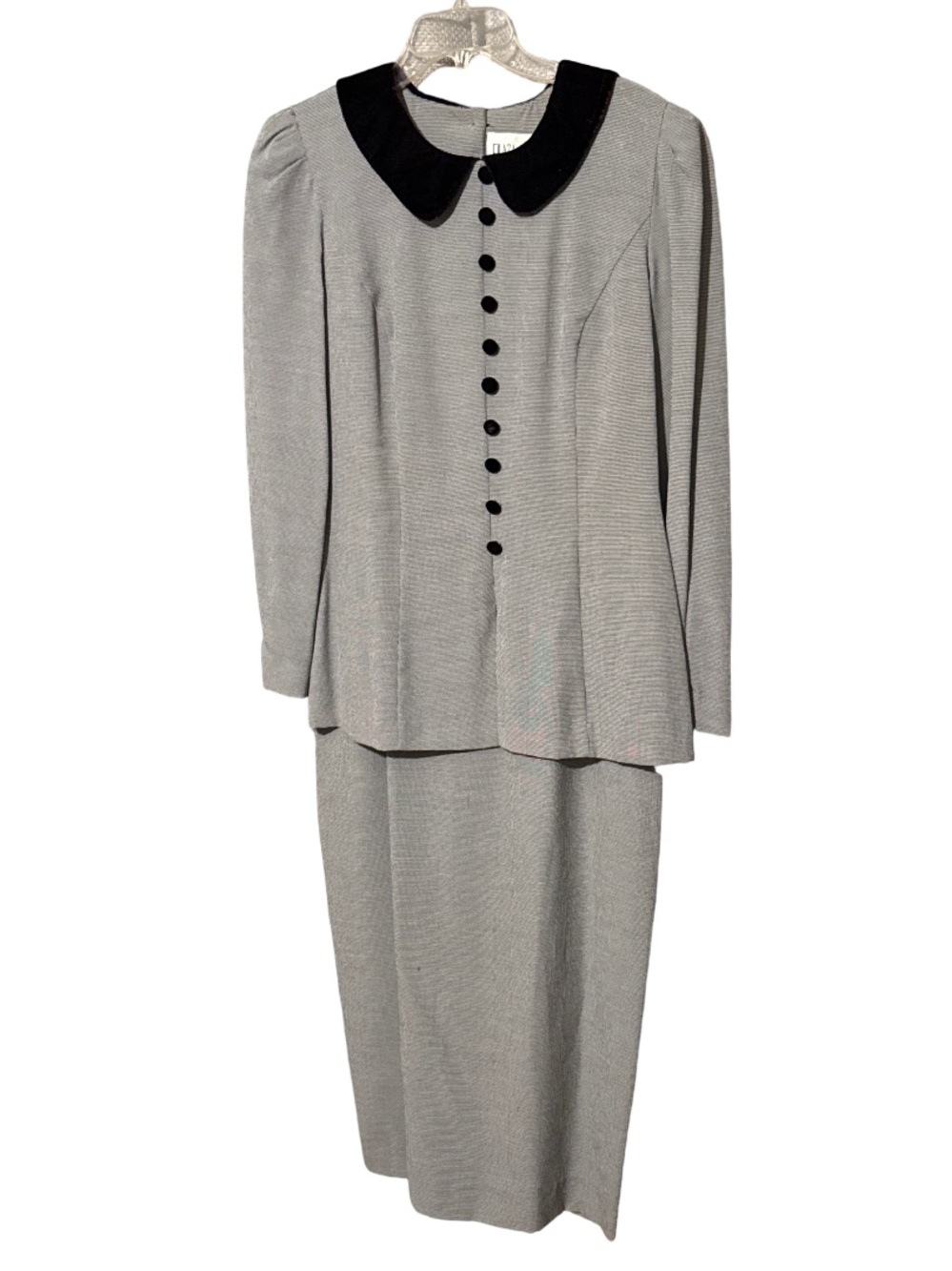 Vintage dress with Peter Pan faux fur collar size 10